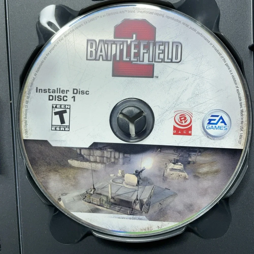 Battlefield 2 PC CD-ROM Game w/ Case 3-Disc Set EA Games 2005 No Manual Tested